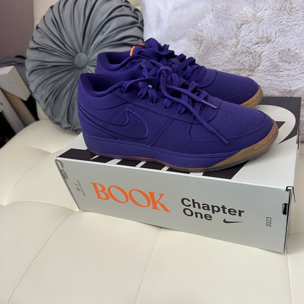 Nike Chapter One Bookers